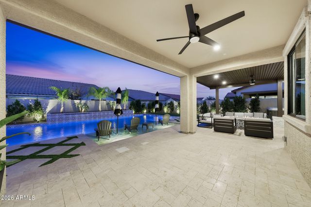 25689 N 140th Lane, Surprise, AZ 85387