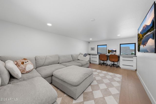 25689 N 140th Lane, Surprise, AZ 85387