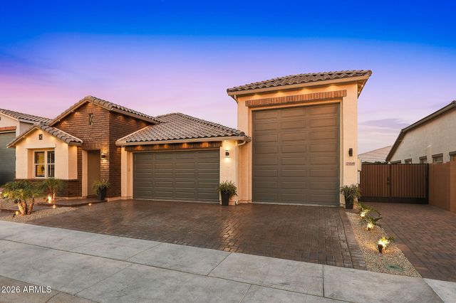 25689 N 140th Lane, Surprise, AZ 85387