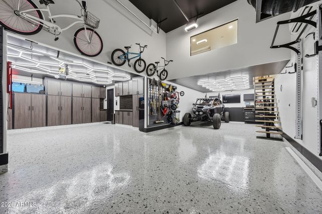 25689 N 140th Lane, Surprise, AZ 85387