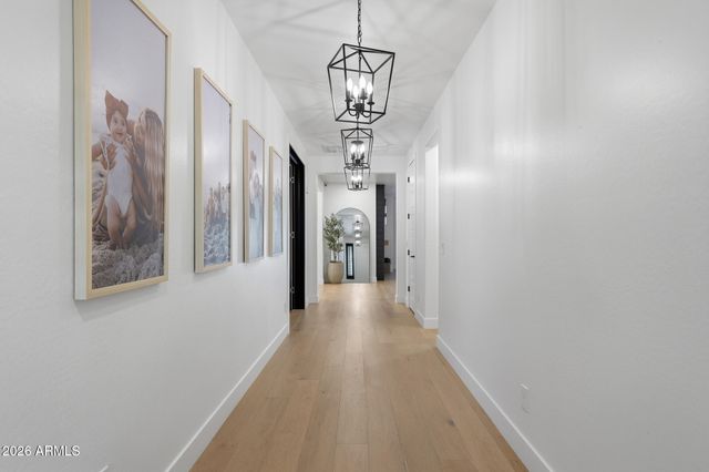 25689 N 140th Lane, Surprise, AZ 85387