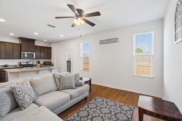 219 Esker Dr, Mount Juliet, TN 37122