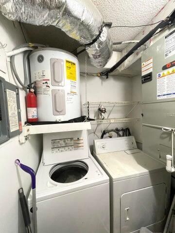 5839 La Pinata Boulevard, Greenacres, FL 33463