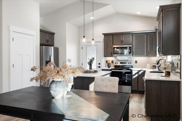 4001 SADDLEBACK LN, Cheyenne, WY 82001