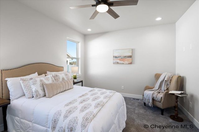 4001 SADDLEBACK LN, Cheyenne, WY 82001