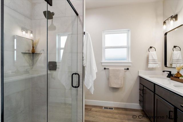 4001 SADDLEBACK LN, Cheyenne, WY 82001