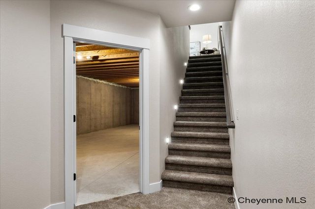 4001 SADDLEBACK LN, Cheyenne, WY 82001