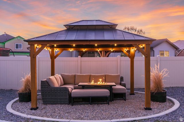 1070 E HUNTER LN, Eagle Mountain, UT 84005