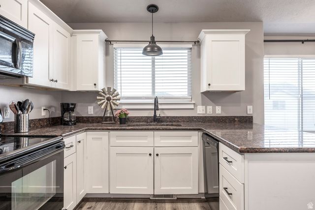 1070 E HUNTER LN, Eagle Mountain, UT 84005