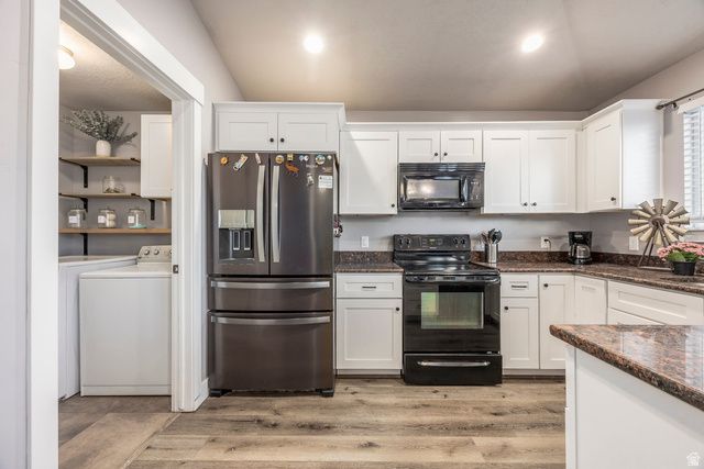 1070 E HUNTER LN, Eagle Mountain, UT 84005