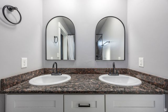 1070 E HUNTER LN, Eagle Mountain, UT 84005