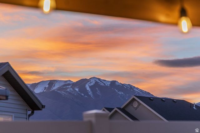 1070 E HUNTER LN, Eagle Mountain, UT 84005