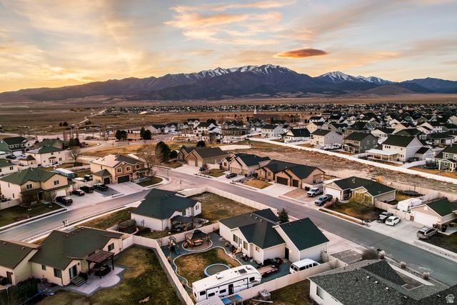 1070 E HUNTER LN, Eagle Mountain, UT 84005