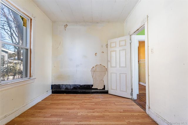 208 Myrtle Avenue, Staten Island, NY 10310