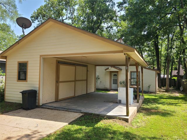 26605 Orchid Court, Huntsville, TX 77320