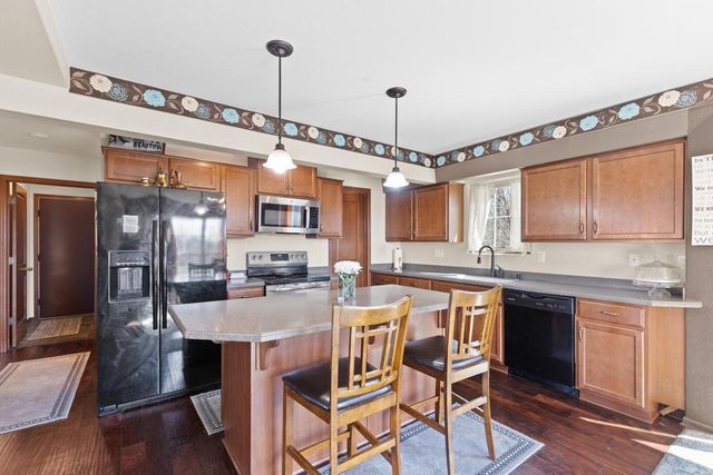 9502 W Parkland COURT, Milwaukee, WI 53224