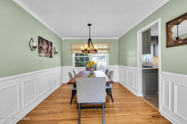 4 Meadowbrook Drive, Howell, NJ 07731