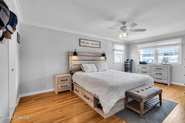 4 Meadowbrook Drive, Howell, NJ 07731