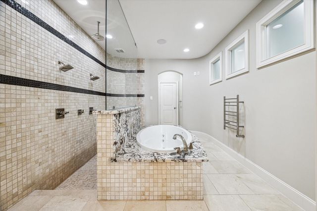 5025 Augusta Street, Houston, TX 77007