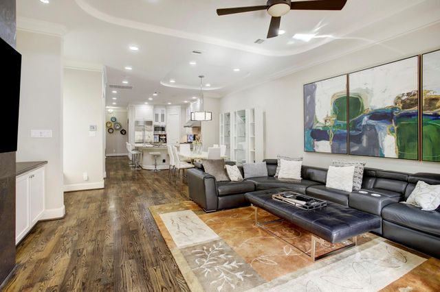 5025 Augusta Street, Houston, TX 77007