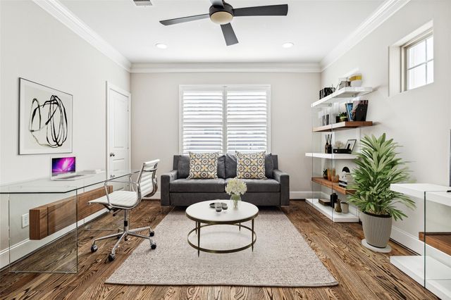 5025 Augusta Street, Houston, TX 77007