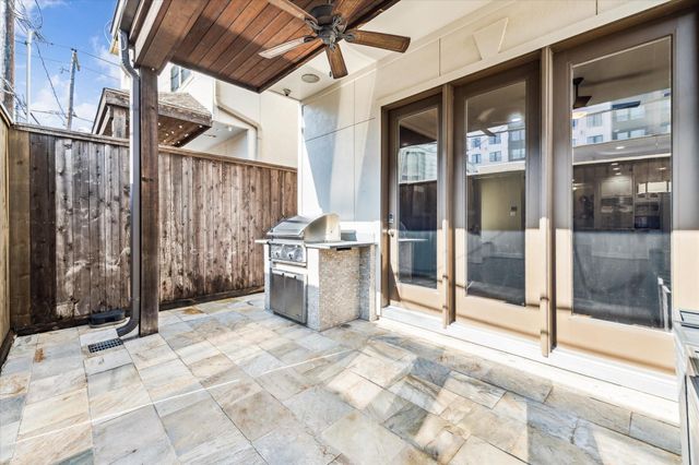 5025 Augusta Street, Houston, TX 77007