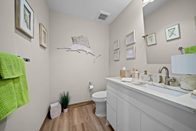 41 SW Seminole Street 205, Stuart, FL 34994