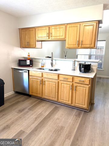 1295 Silverstone Trail, Jonesboro, GA 30238