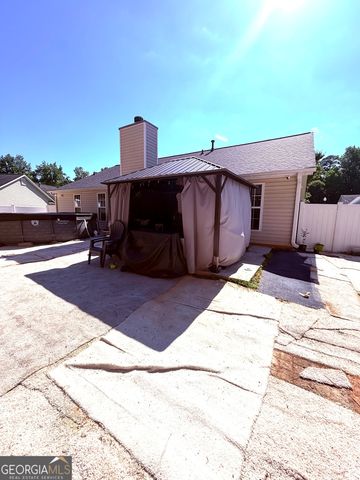 1295 Silverstone Trail, Jonesboro, GA 30238