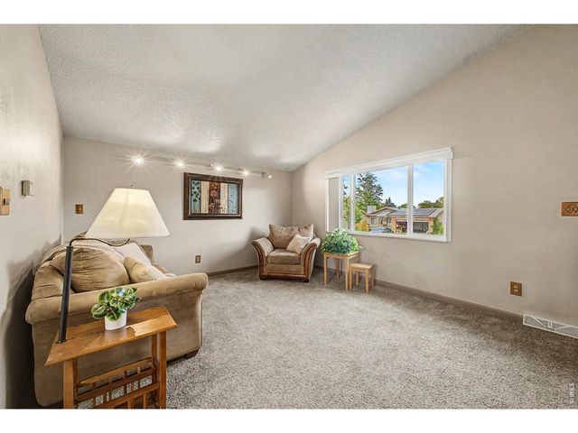 2421 34th Ave, Greeley, CO 80634