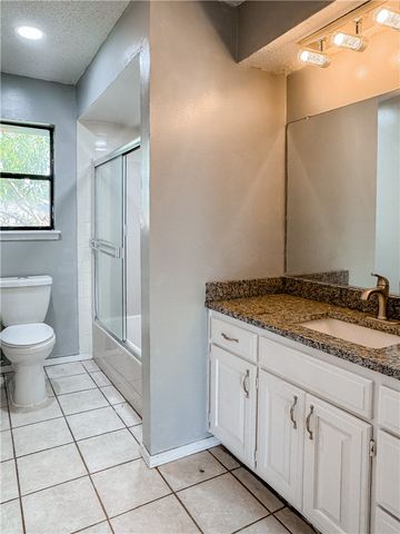 1725 S 15th Street, Rogers, AR 72758