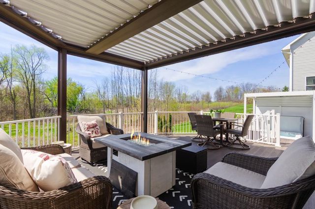 2631 MOOSE CREEK TRAIL, Suamico, WI 54313