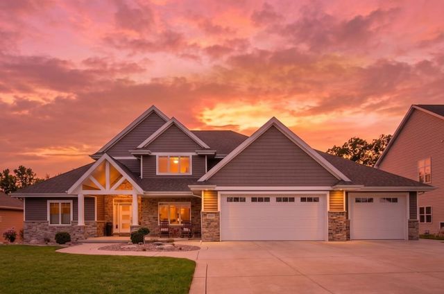 2631 MOOSE CREEK TRAIL, Suamico, WI 54313