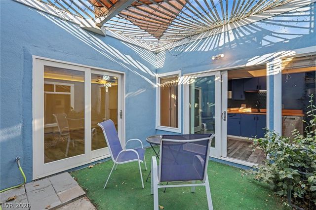 3753 Fairlawn Avenue, Las Vegas, NV 89121