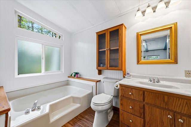 12863 Blue Jay Ct, Grass Valley, CA 95949