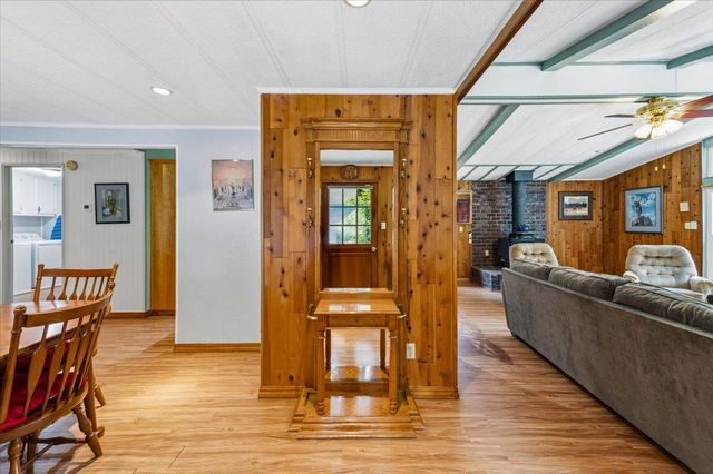 12863 Blue Jay Ct, Grass Valley, CA 95949
