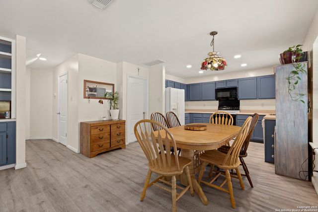 719 Leopard, San Antonio, TX 78251