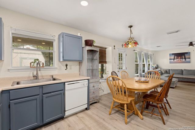 719 Leopard, San Antonio, TX 78251