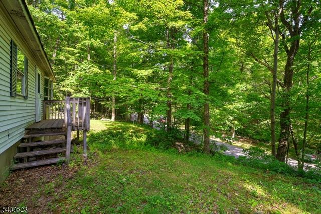 77 Sand Pond Rd, Hardyston Twp., NJ 07419