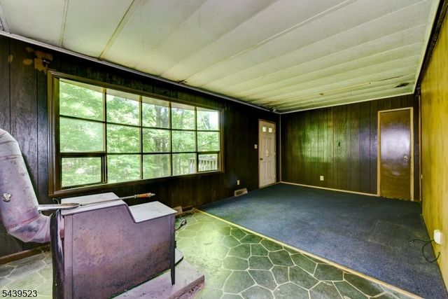 77 Sand Pond Rd, Hardyston Twp., NJ 07419