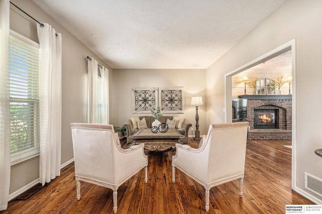 5121 N 137th Street, Omaha, NE 68164