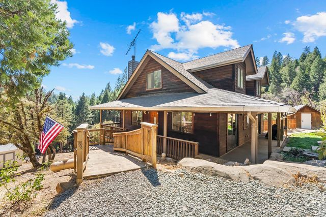 5645 Starkes Grade Rd, Pollock Pines, CA 95726