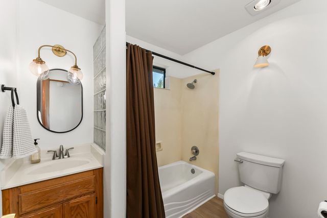 5645 Starkes Grade Rd, Pollock Pines, CA 95726