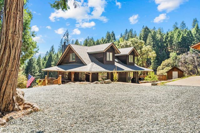 5645 Starkes Grade Rd, Pollock Pines, CA 95726