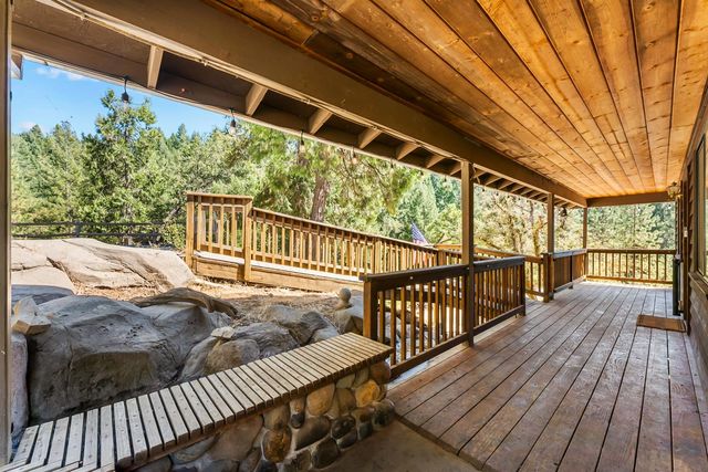 5645 Starkes Grade Rd, Pollock Pines, CA 95726