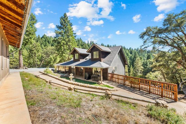 5645 Starkes Grade Rd, Pollock Pines, CA 95726