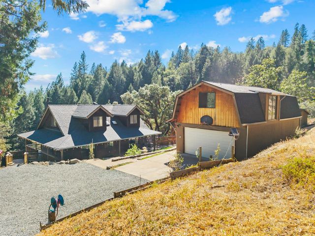 5645 Starkes Grade Rd, Pollock Pines, CA 95726