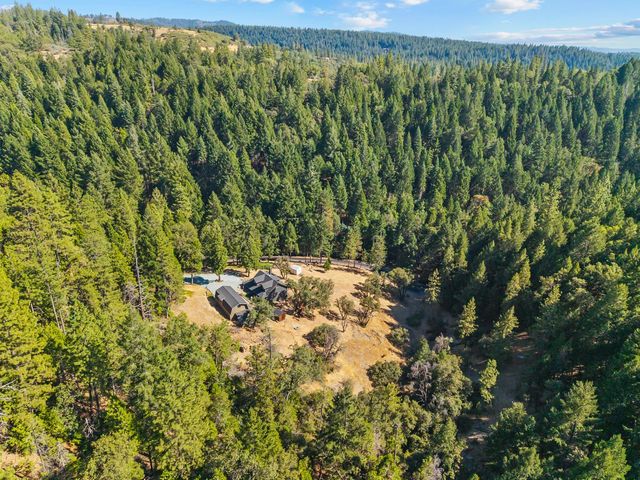 5645 Starkes Grade Rd, Pollock Pines, CA 95726