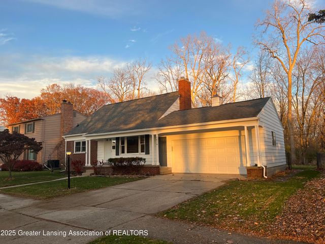 1610 Autumn Lane, Lansing, MI 48912