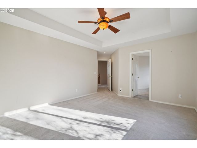 4716 AVERY Ln, Lake Oswego, OR 97035